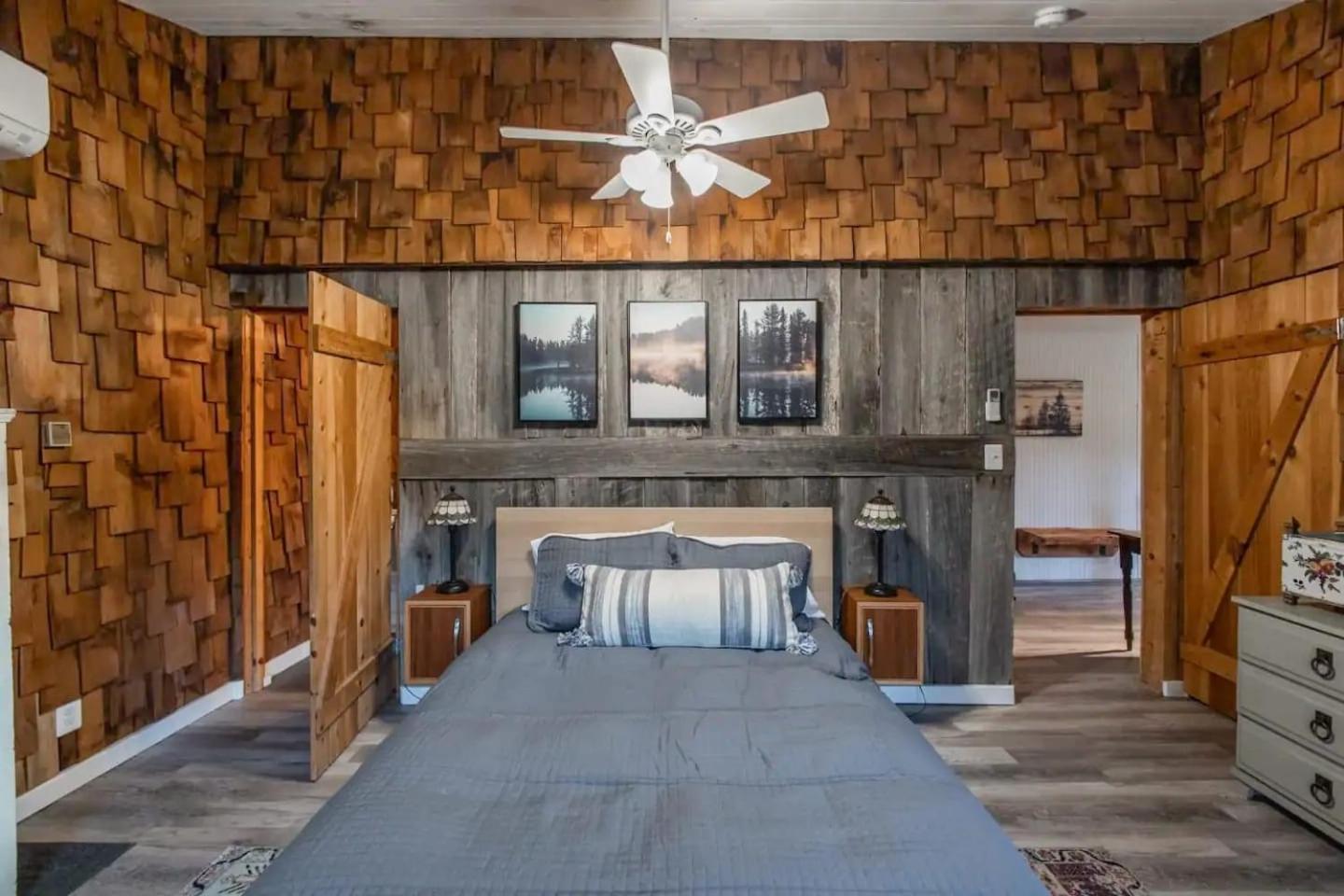 Riverside Log Cabin W Hot Tub Fire Pit Huge Deck Rileyville Екстериор снимка